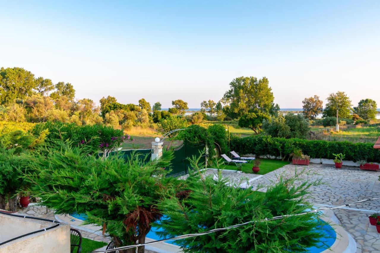 Villa Saia Halikounas Luaran gambar