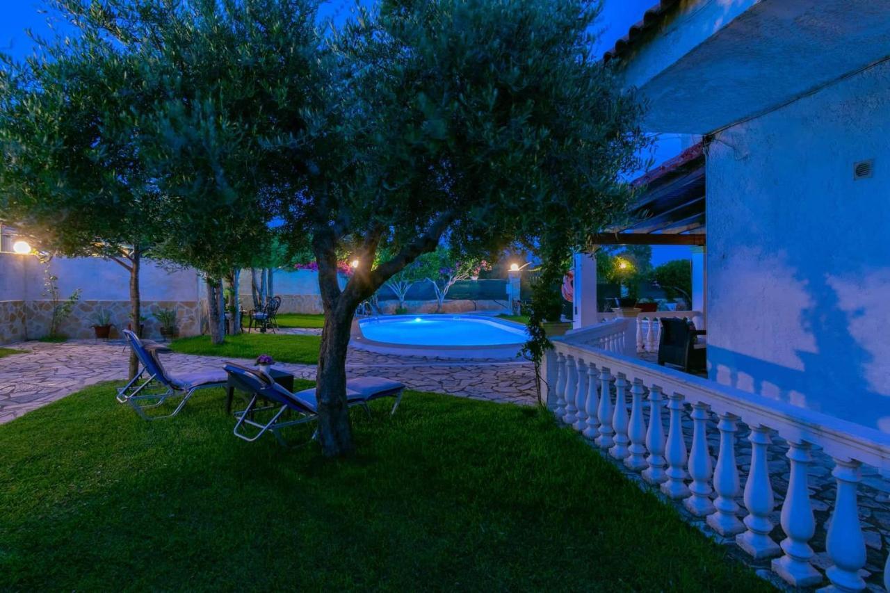 Villa Saia Halikounas Luaran gambar